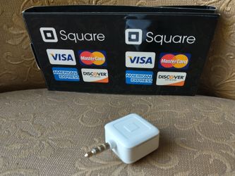 Square Mobile Phone Credit Card Reader 