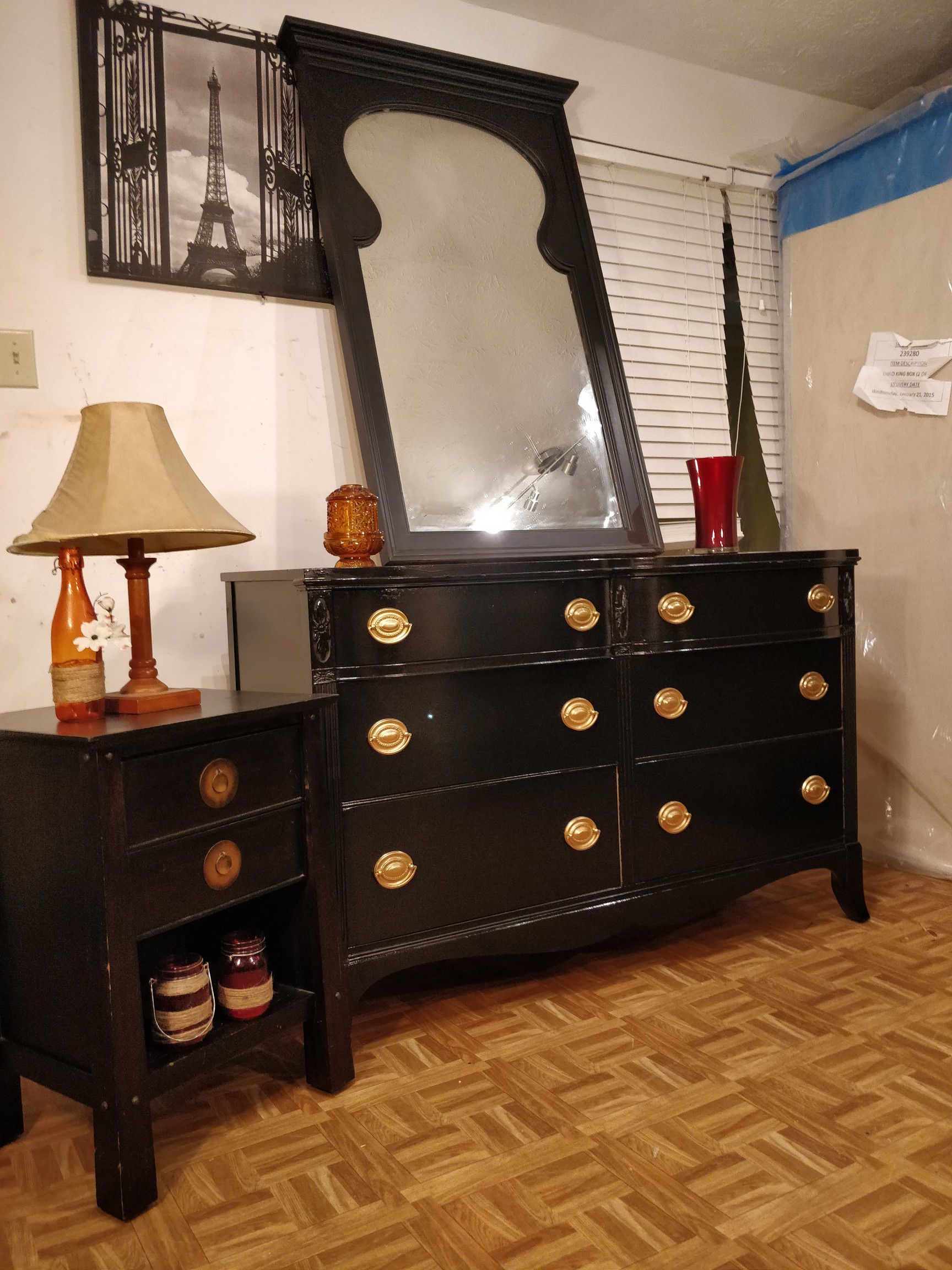 Nice antique black solid wood HUNTLEY FURNITURE dresser with big mirror & night stand in good condition, all drawers working"
