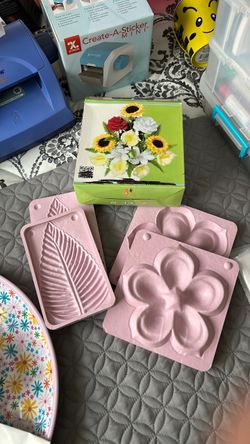 Rose and leaf molds