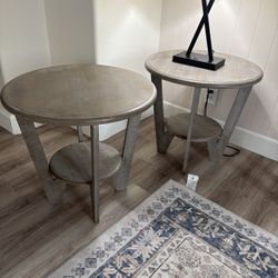 2 Accent Tables 