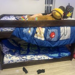 Bunk beds, Mattress Not Included/ Literas Sin Colchón 