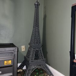 Lego Eiffel Tower