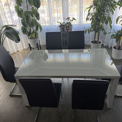 7pc. Dinning room set