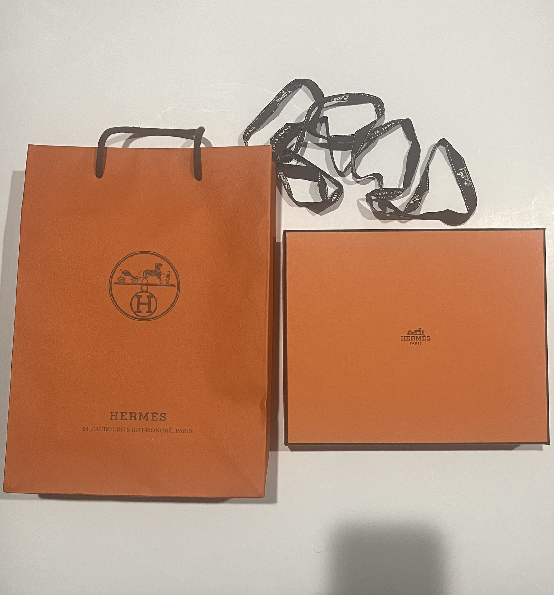 Authentic Hermes Shopping Gift Paper Bag +  Item Box 