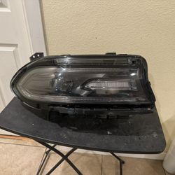 2015 To 2022 DODGE CHARGER HEADLIGHT RH