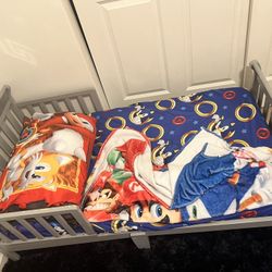 Toddler bed -good condition