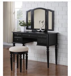 Vanity Set still in box