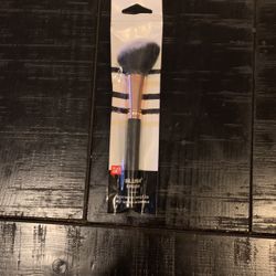 Blush Brush