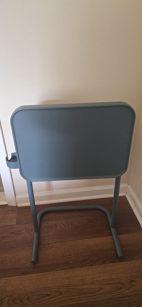 Ikea foldable BJÖRKÅSEN Laptop stand,
laptop desk for small spaces - pickup - Hardly used