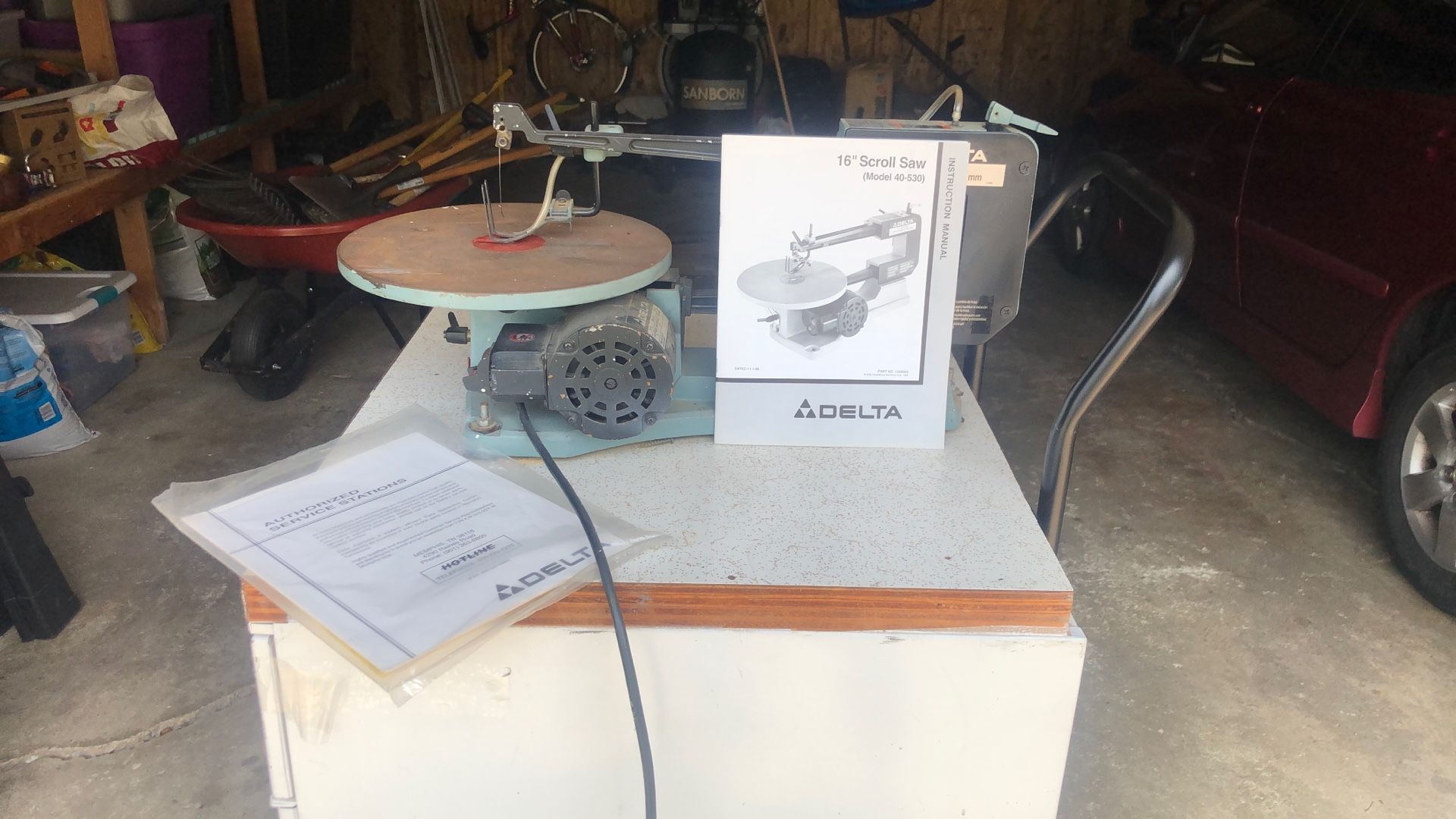Delta 16‘‘ Scroll Saw