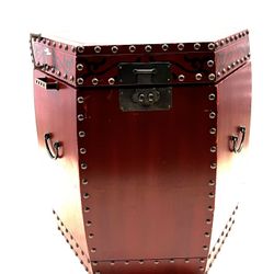 Oriental Chest - Sidetable