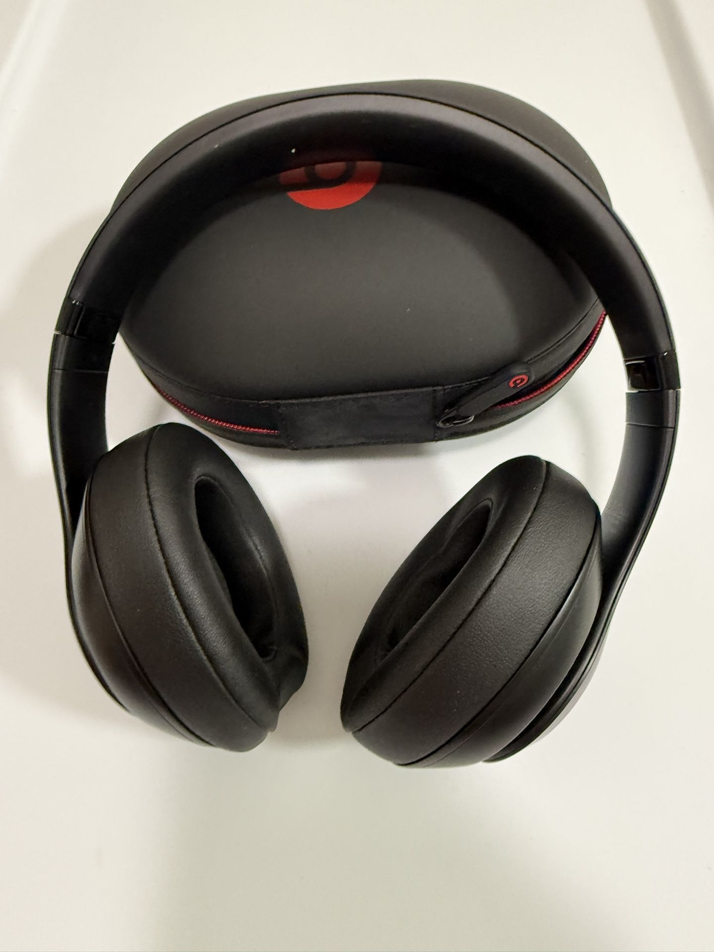 Apple Beats Studio 3 Noise Cancelling