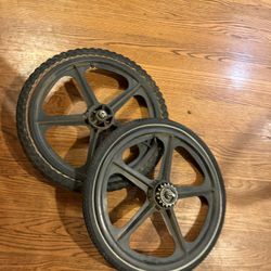 Skyway Tuff 2.     Set With Freewheel 