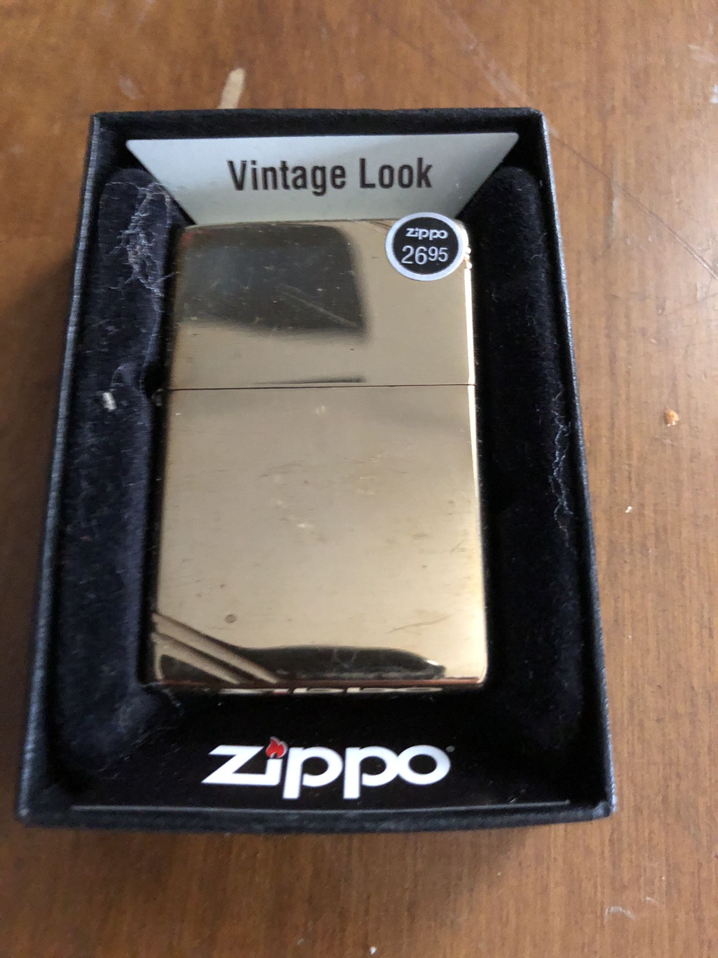 Vintage look brass zippo