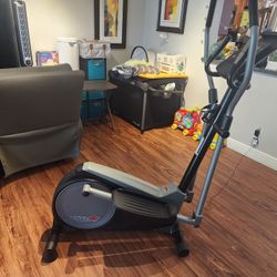 Elliptical  PRO-FORM $100