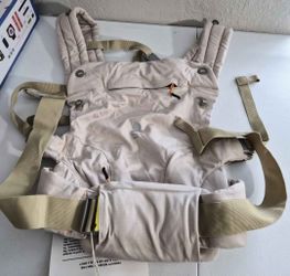 👶🤍 Baby Carrier – BRAND NEW 🤍👶
$40