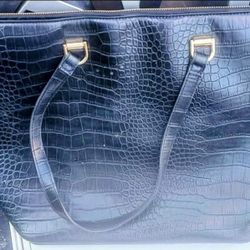 Black Large Womens Hand Bag - Alligator Pattern , Nice Condition, Sell $25