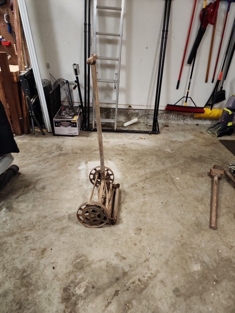 Antique Push Lawn Mower