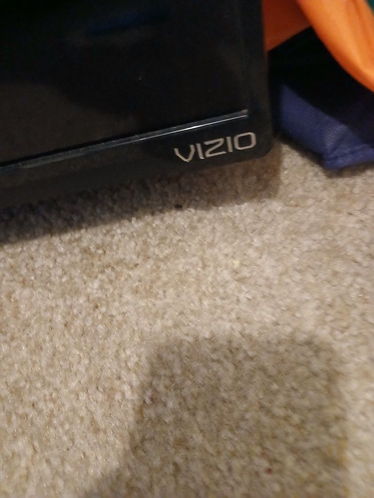 52inch Vizio TV 40$
