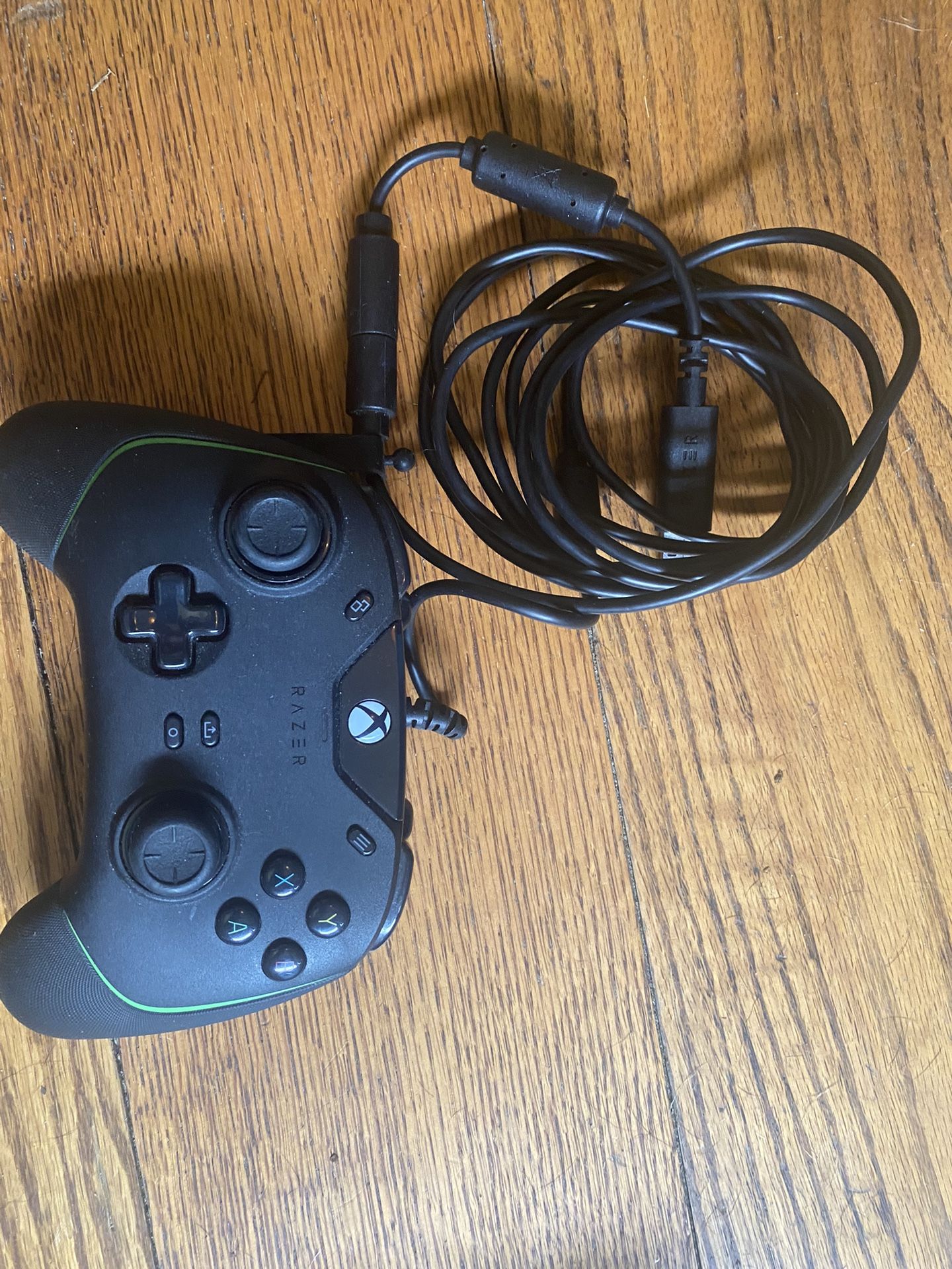 Xbox Razed Wolverine V2 Controller