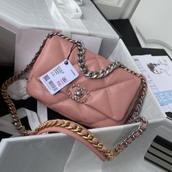 Chanel 19 Compact Bag