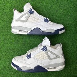 Jordan Retro 4 “ Midnight Navy “