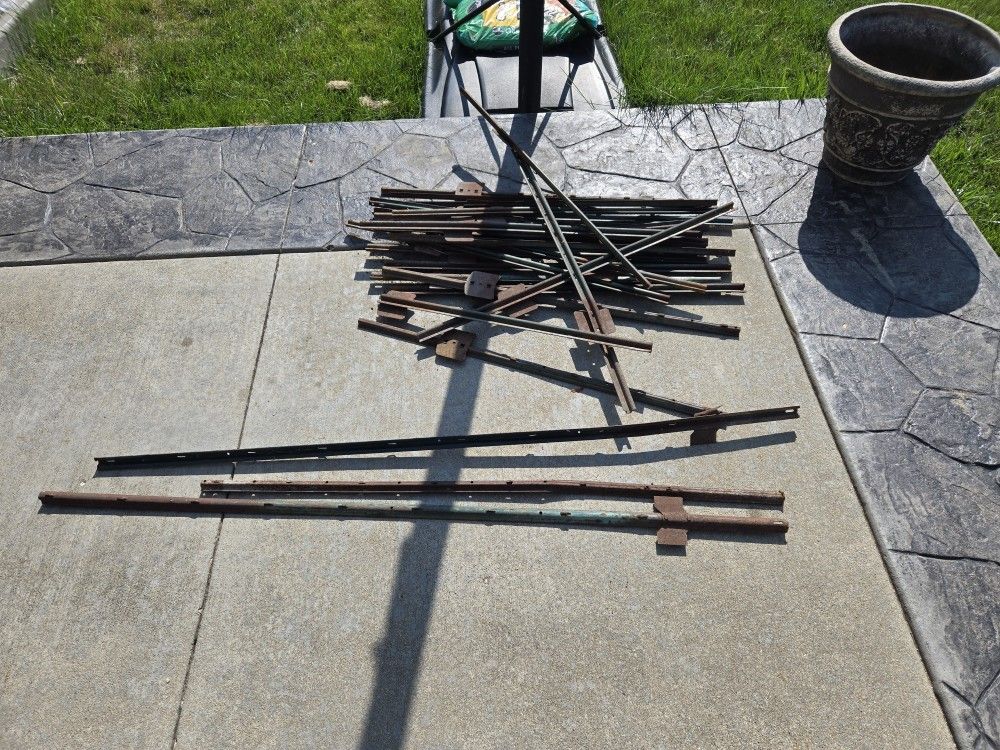 Metal Fence 28piece $4 Each
