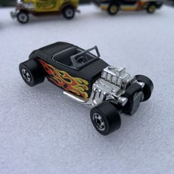 Hot Wheels 33 Ford Street Rod 