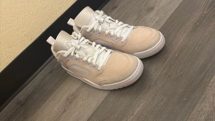 Jordan Spizike Low