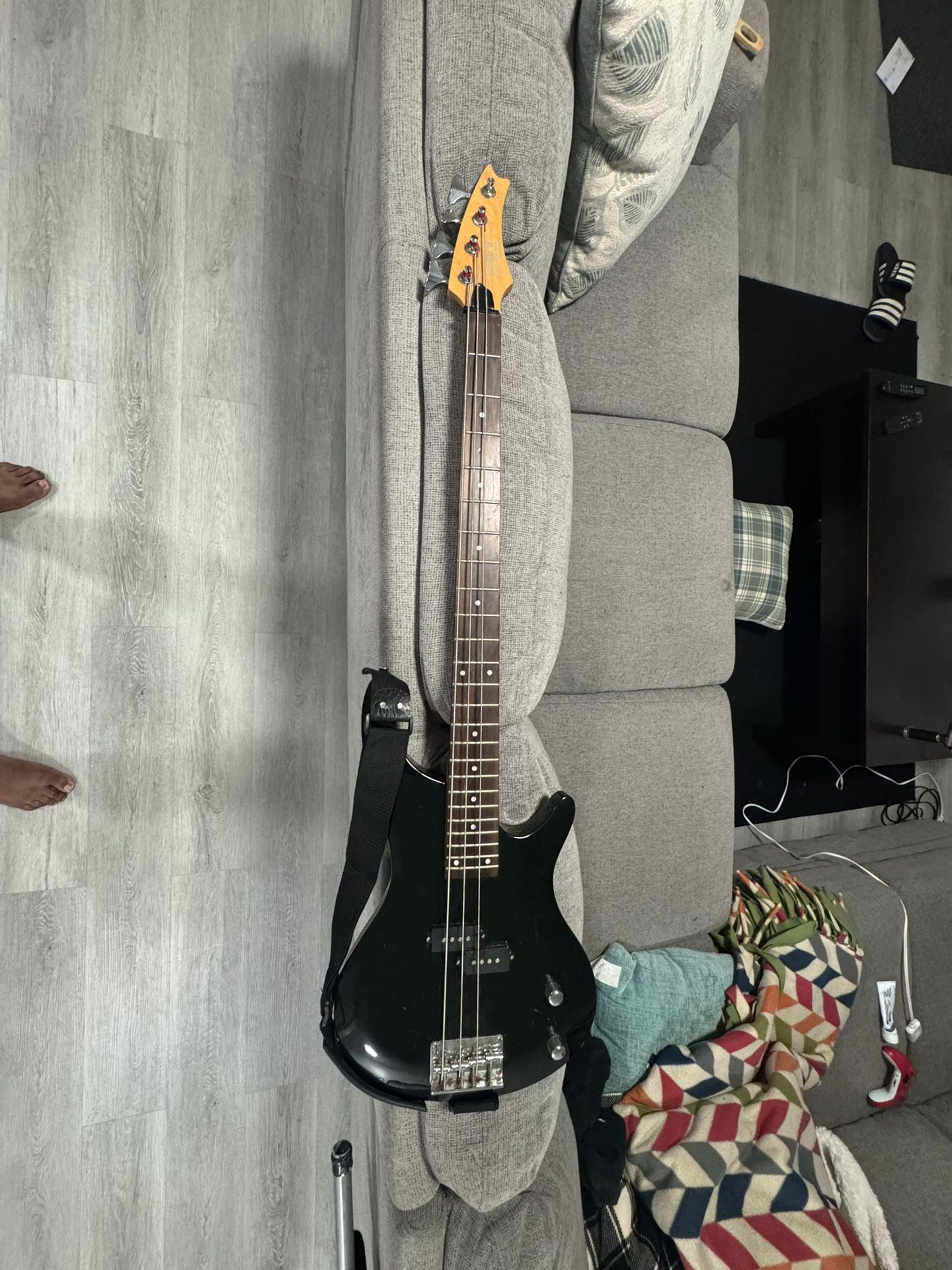 Vinci Signature Bass Guitar 