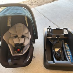 Safety 1st Grow & Go Flex Travel System – $160 