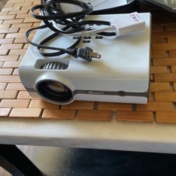 Vankyo Projecter