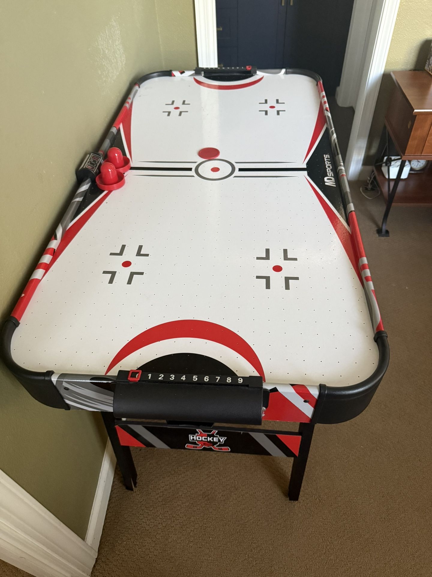 Air Hockey Table