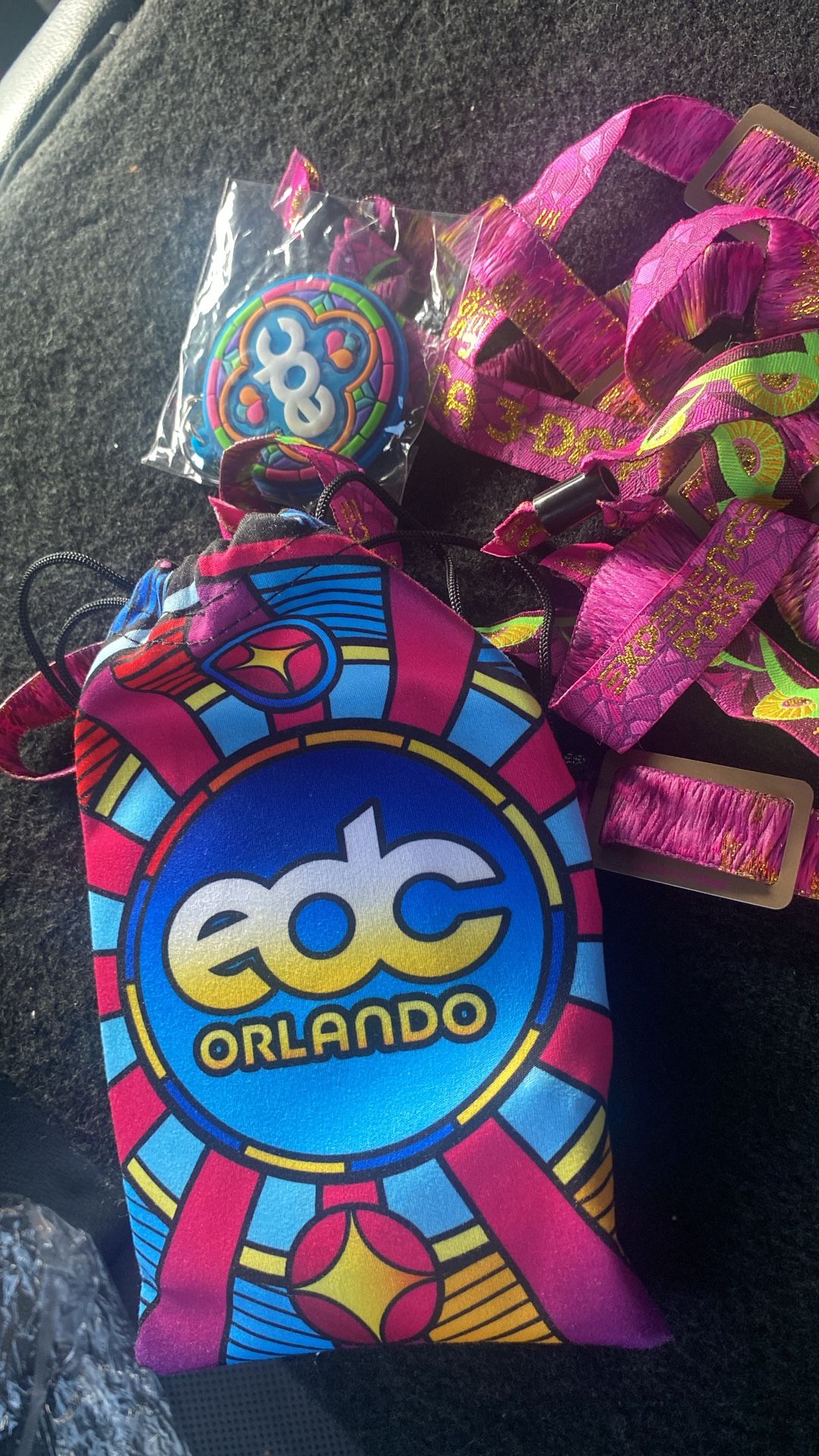 EDC SUNDAY WRISTBANDS 