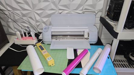 Cricut Maker 3 + Extras