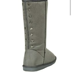 Mid Calf Grey Ugg Style boots with Silver Star Accents Size 10/11 New In Box