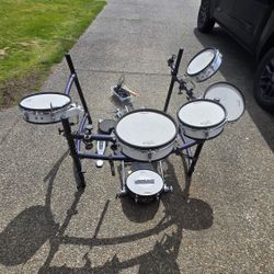Roland TD-10 TDW1 expanded V-drum electronic drum set kit excellent-used V-drums