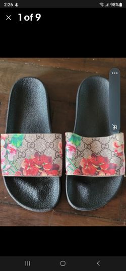 Women's Gucci Floral Sandals $100 Pickup In Oakdale 