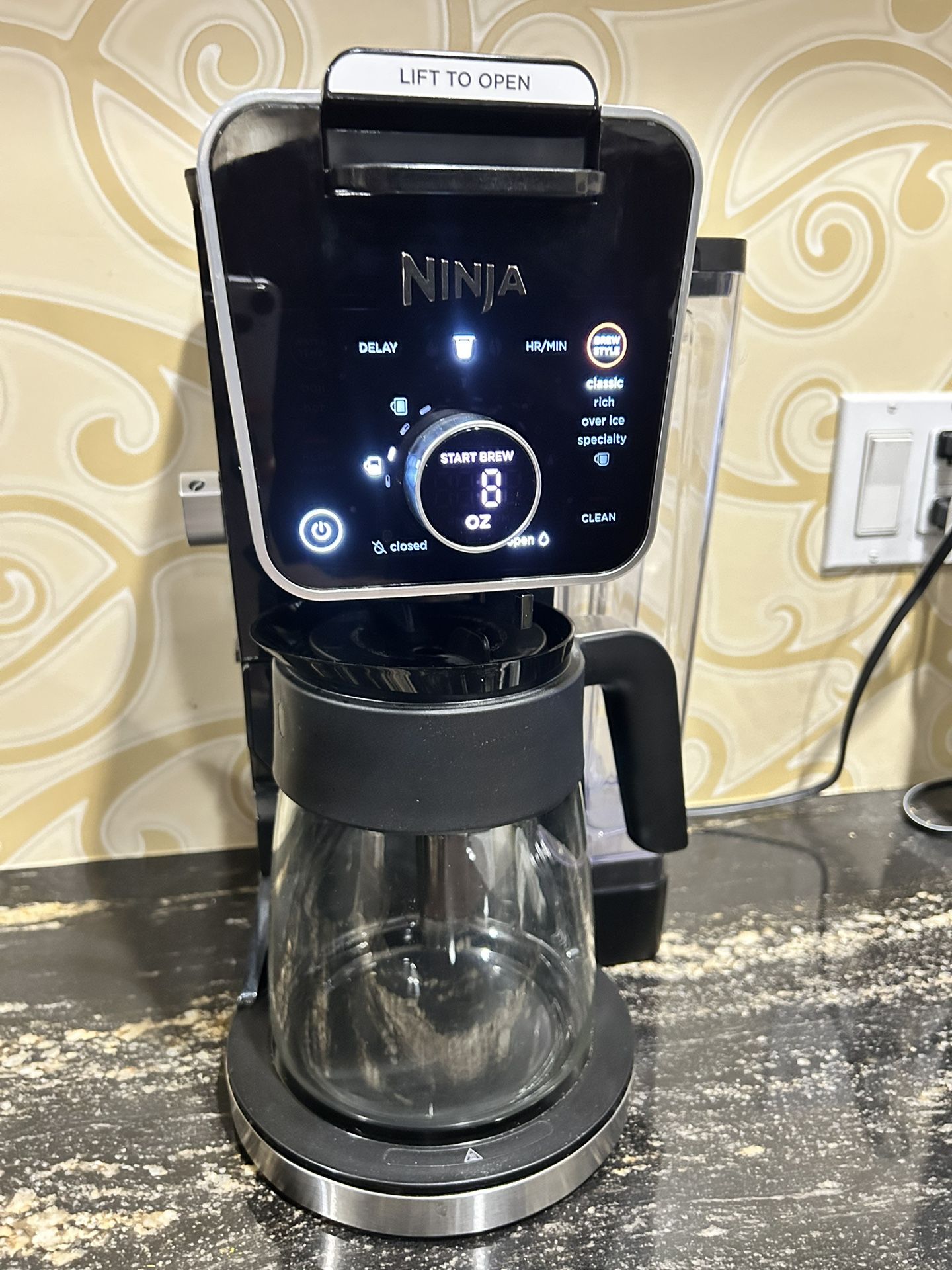 Ninja Dual brew Coffee Machine W/ Frother. for Sale in Brooklyn, NY