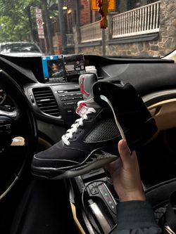 Reimagined 5s size 9