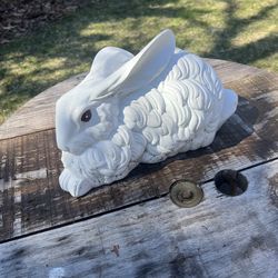 vintage rabbit garden statue