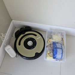 iRobot Roomba  Robot Vacuum