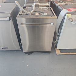 Amazing DACOR dishwasher 24 Inch DDW24M99US