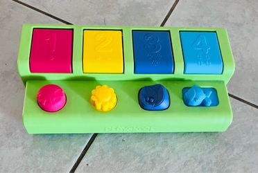 PlaySkool color sensory toy