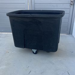 Toter Manual Cube Truck 