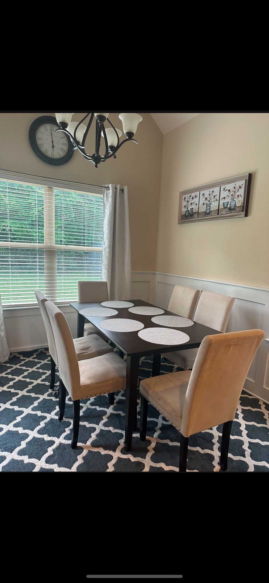 6 Chairs And A Table