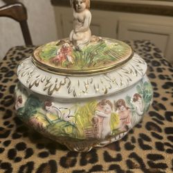 Vintage Capodimonte Porcelain Decorative Tureen