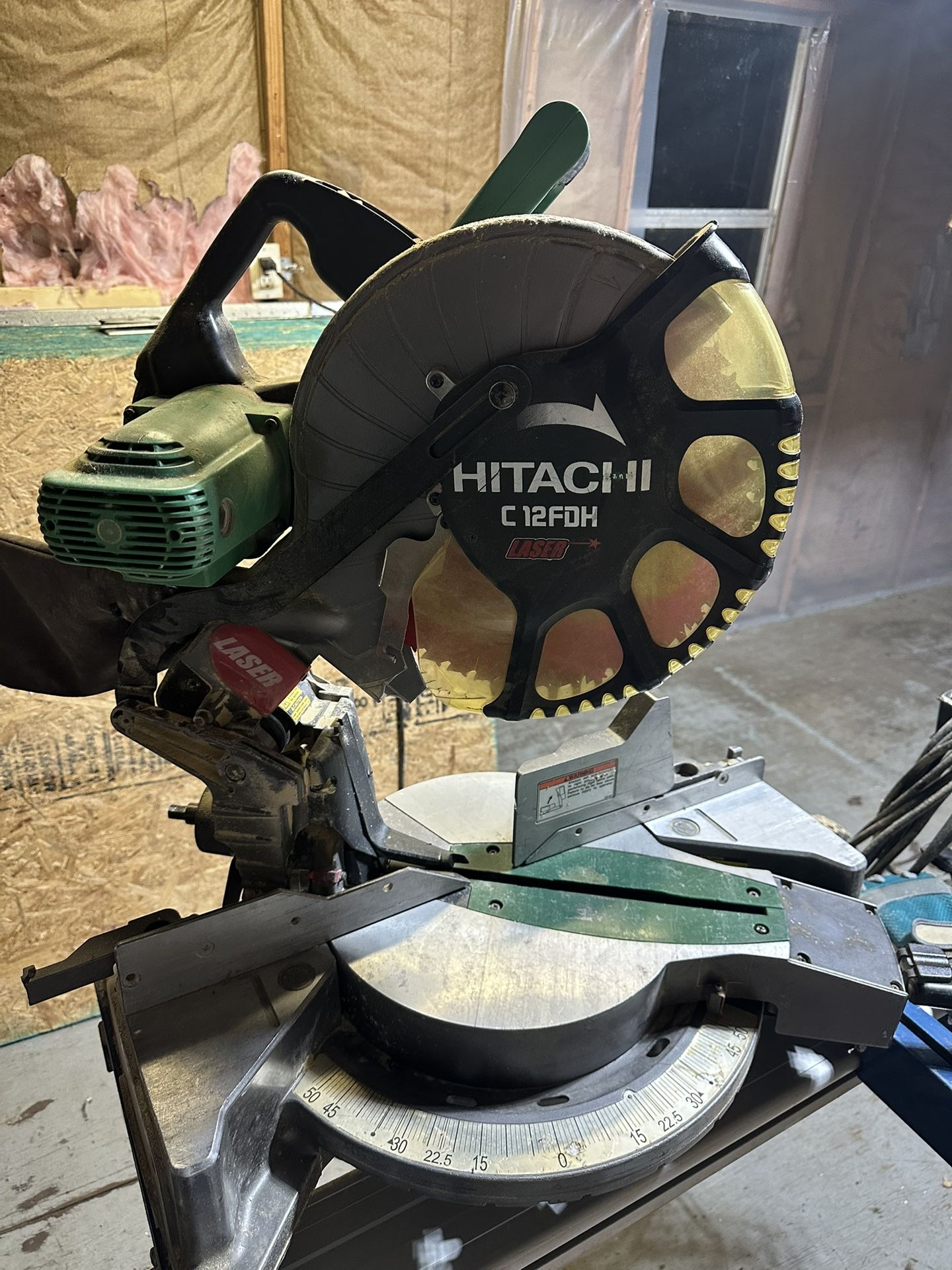 Hitachi Compound Miter Saw