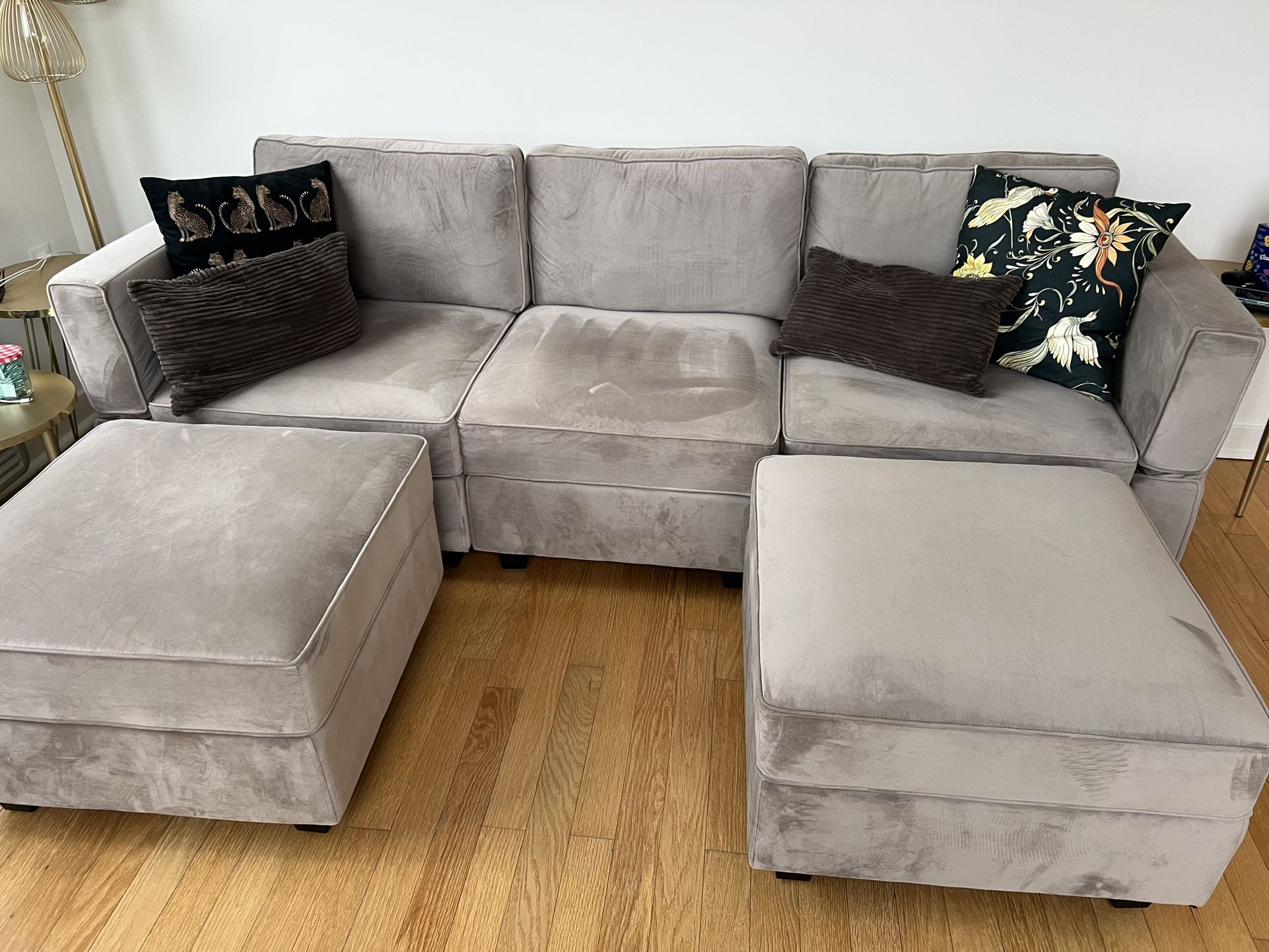 Grey/beige velvet sofa 3 seats + 2 ottomans - modular - storage included in each piece