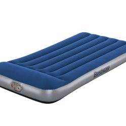 Bestway® Tritech Air Mattress Twin 12" with Built-in AC Pump LIKE NEW!! USED ONCE!!